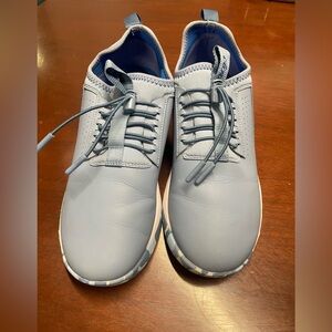 Clove Women’s Blue Shoes Size 8.5